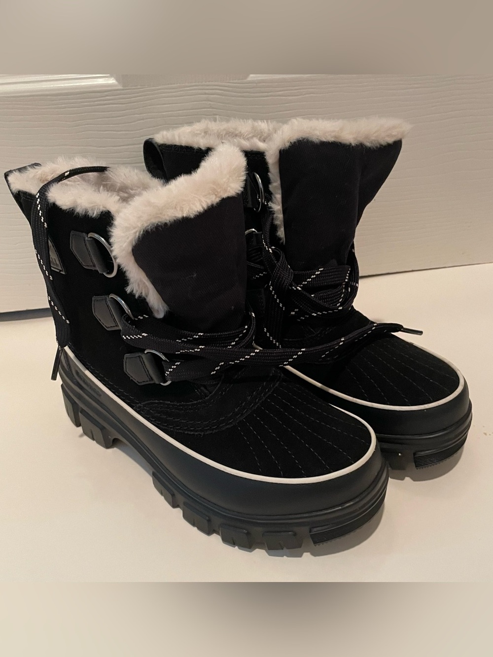 NEW SOREL Tivoli V Waterproof Suede Boot - Womens Size 7.5 - Black - New $180